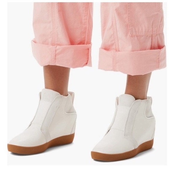 Sorel Out N About Wedge Leather Bootie, Ankle Boots White/Sea‎ Salt, Size 8, NWT - Picture 9 of 15